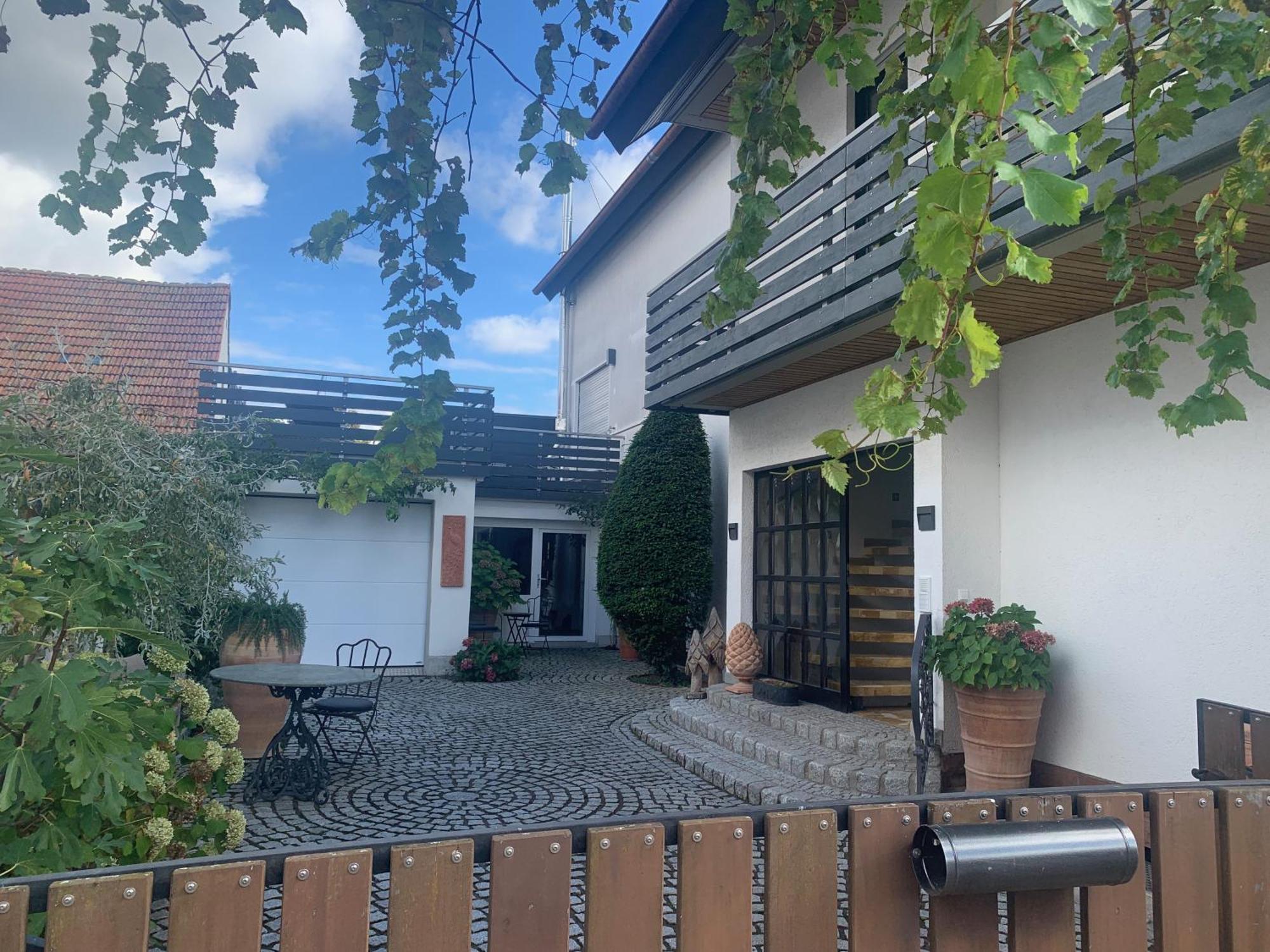 Bienenstube Venningen